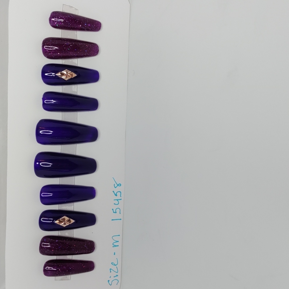 Custom press on nails